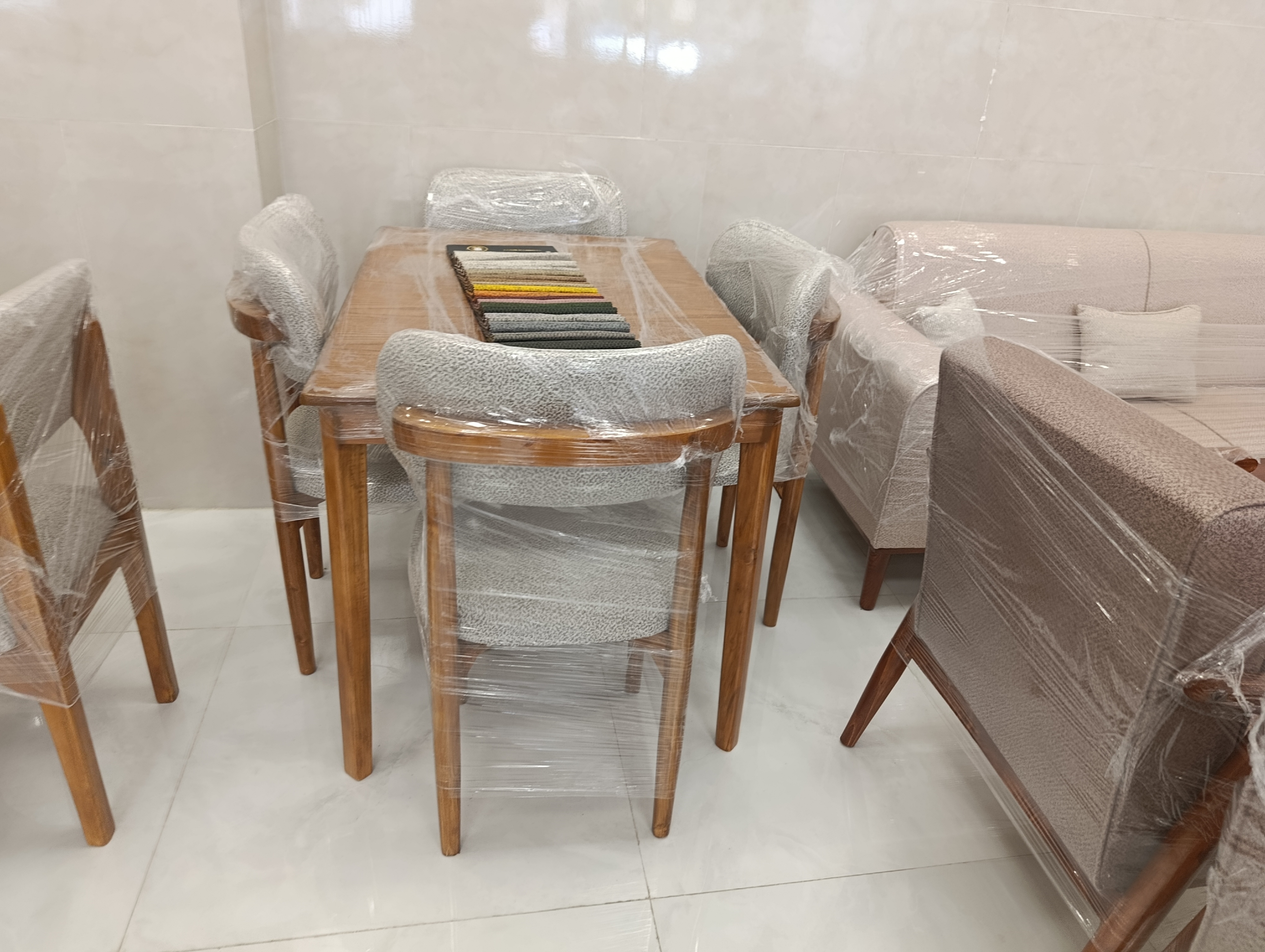ناهار خوری چهار نفره آرمیس